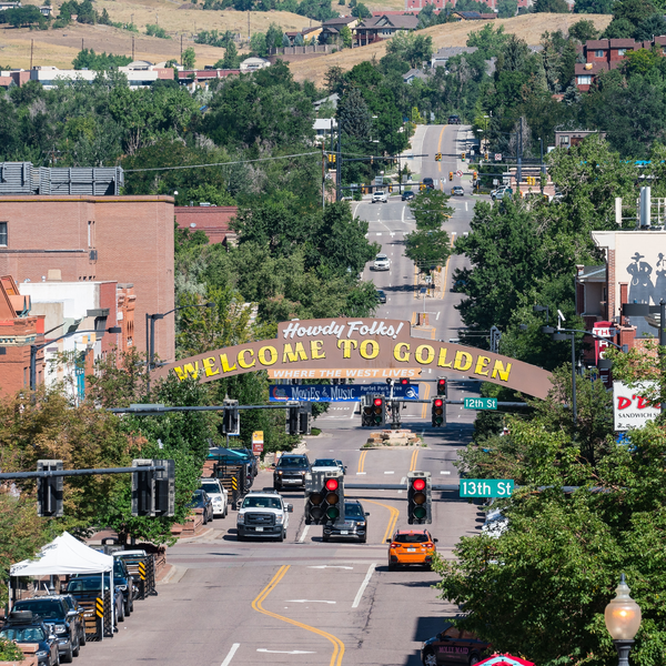 Best Places to Eat and Drink Along I-70